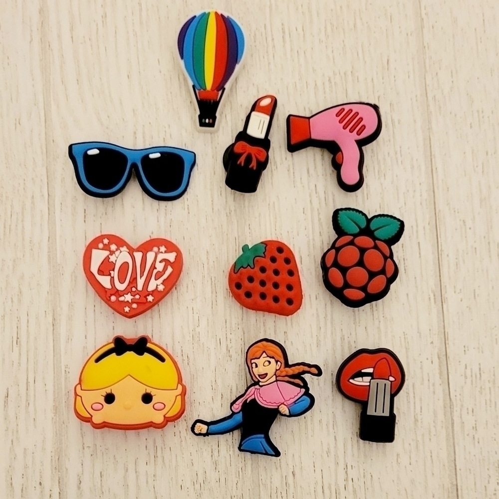 Croc set of 10 shoe charms